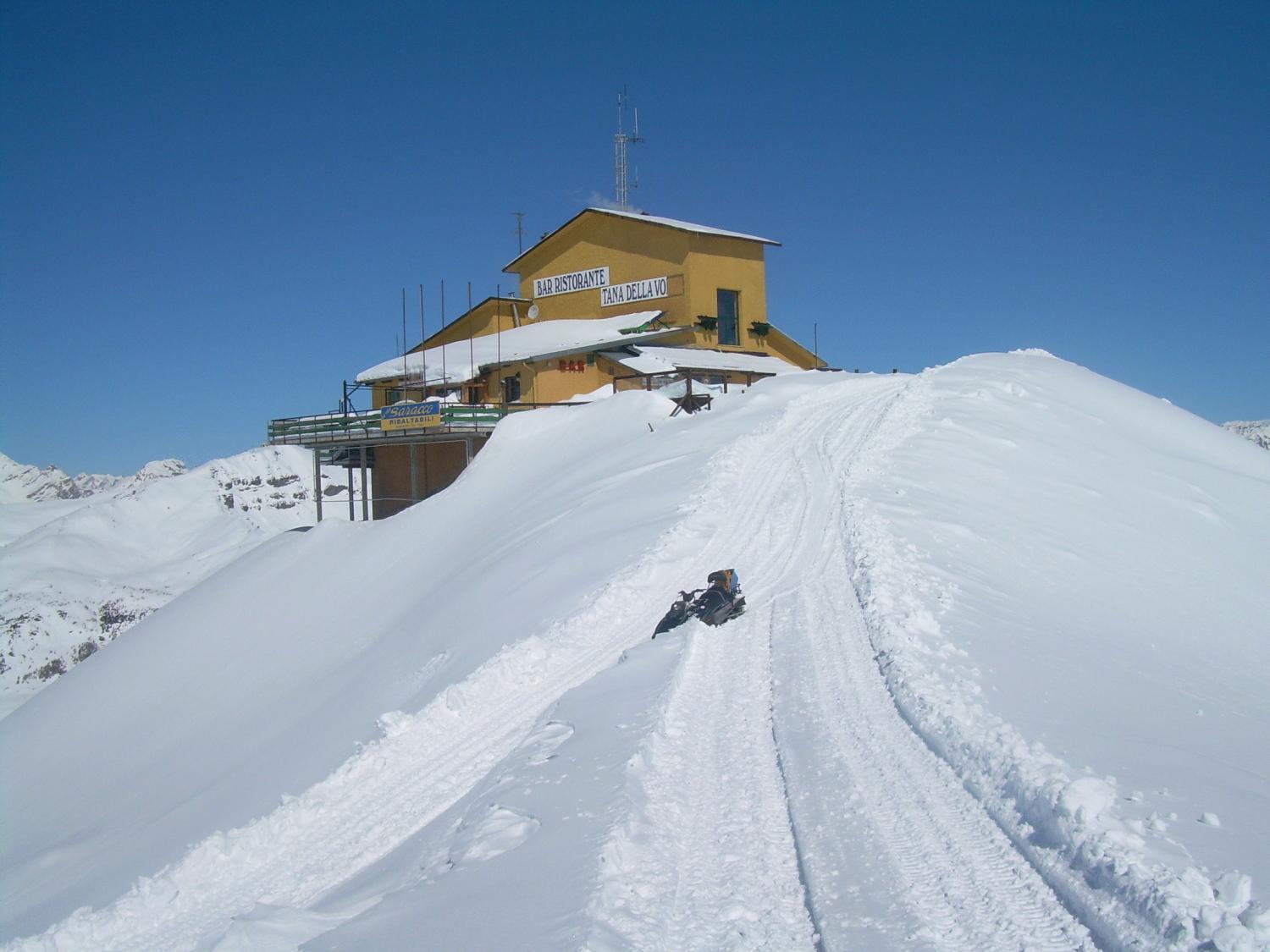 Tana Della Volpe Hotel Sestriere Bagian luar foto