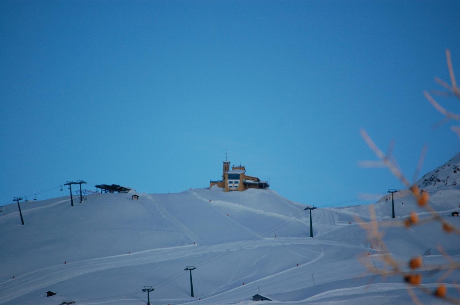 Tana Della Volpe Hotel Sestriere Bagian luar foto